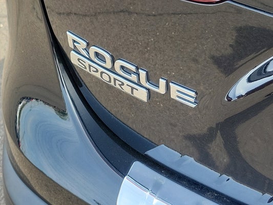 2017 Nissan Rogue Sport SV in Wallingford, CT - Barberino Nissan