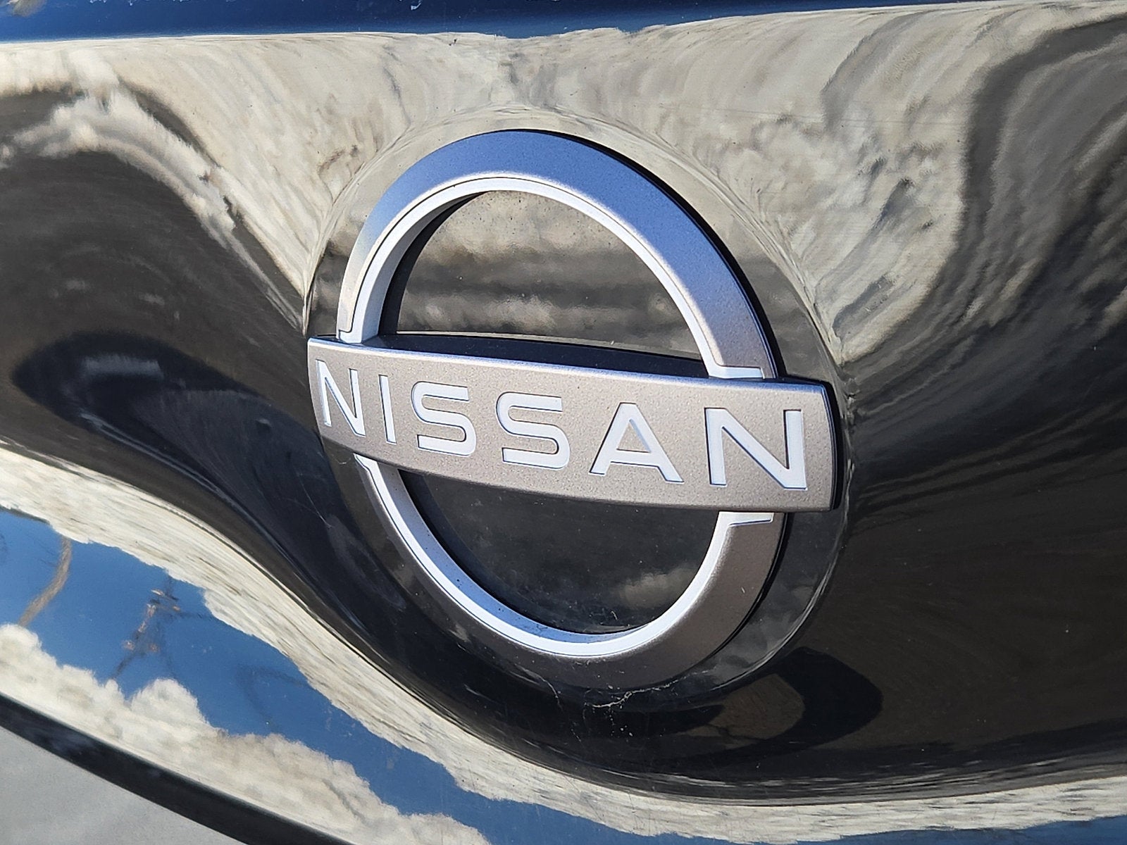 2023 Nissan LEAF S