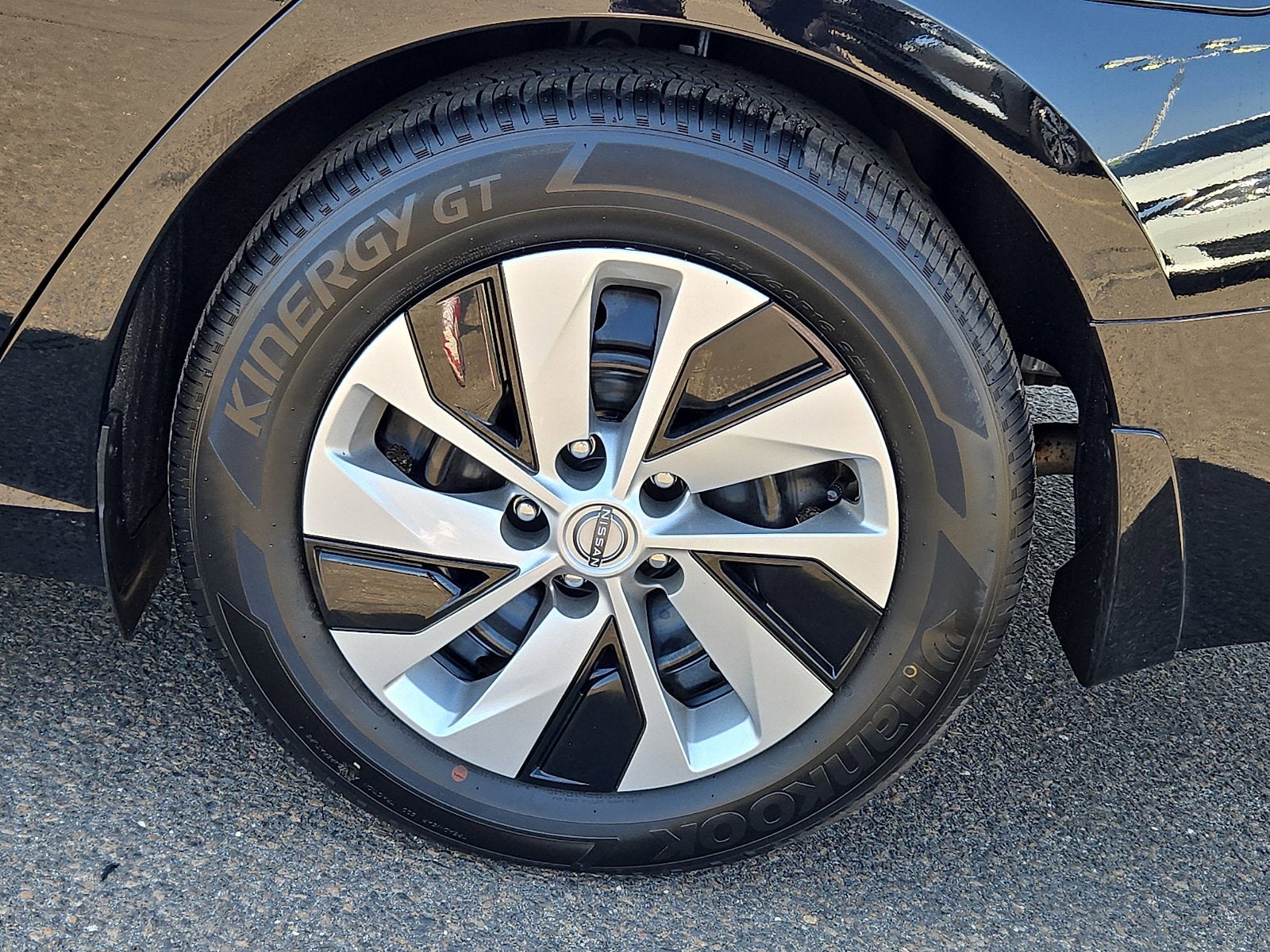 2025 Nissan Altima S - Photo 10
