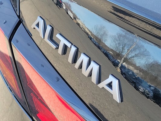 2023 Nissan Altima 2.5 SR in Wallingford, CT - Barberino Nissan
