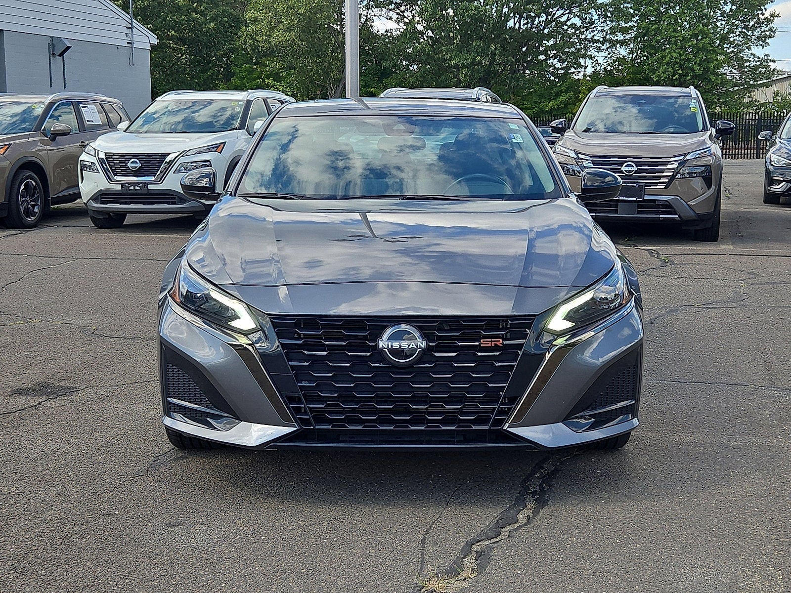2023 Nissan Altima 2.5 SR