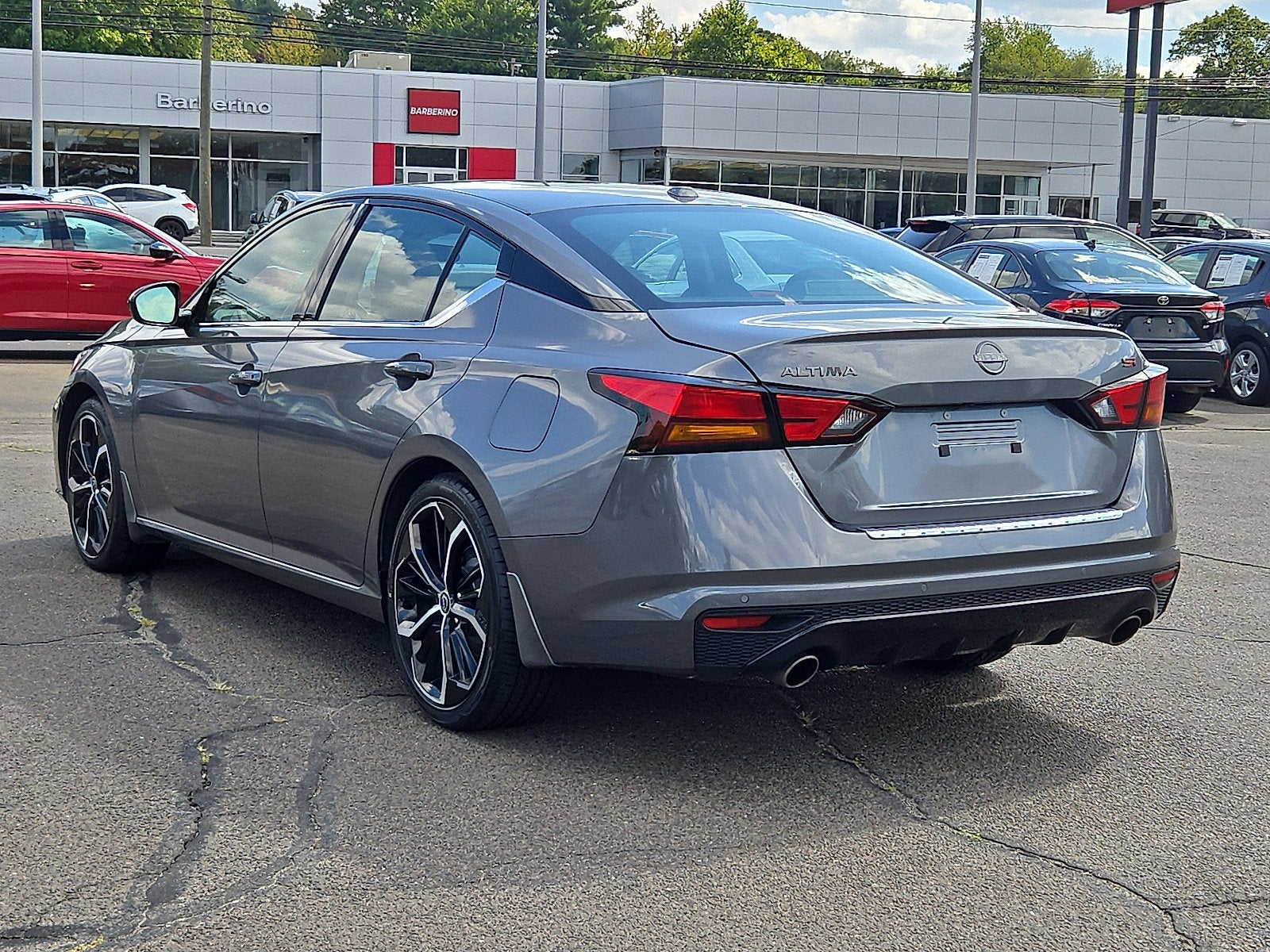 2023 Nissan Altima 2.5 SR