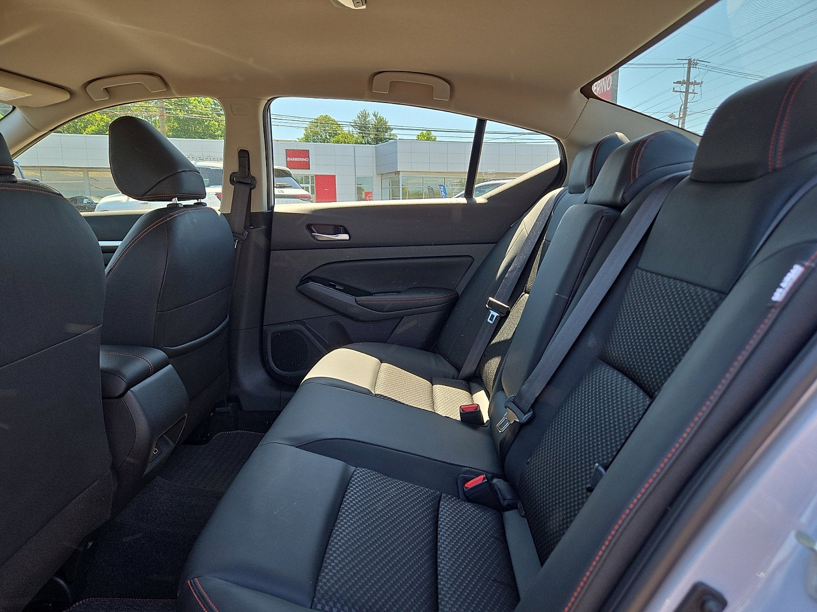 2025 Nissan Altima SR