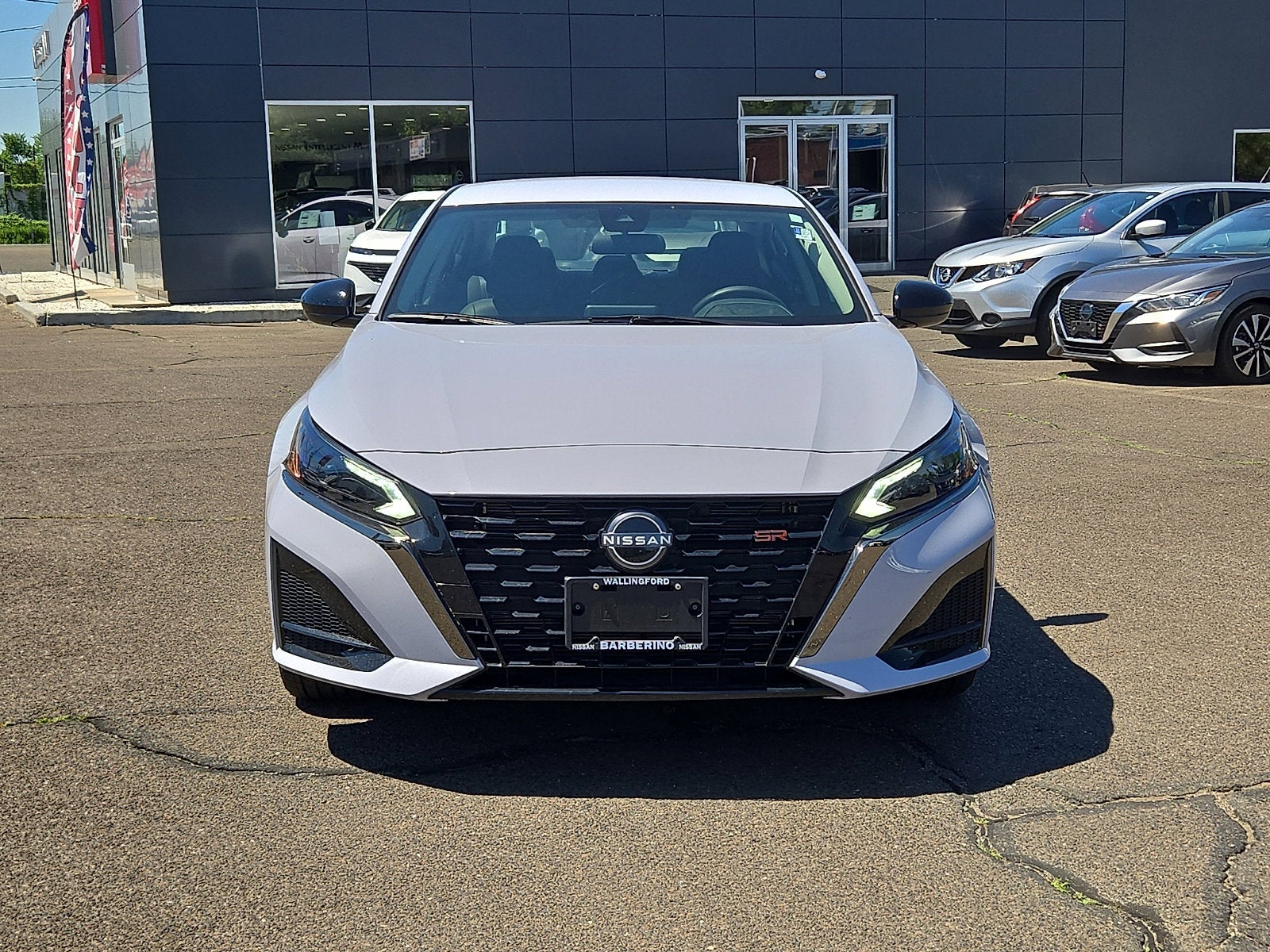 2025 Nissan Altima SR