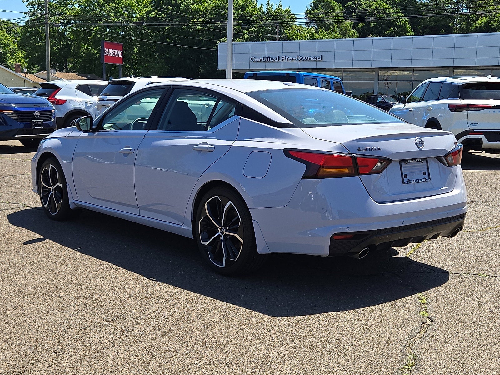 2025 Nissan Altima SR