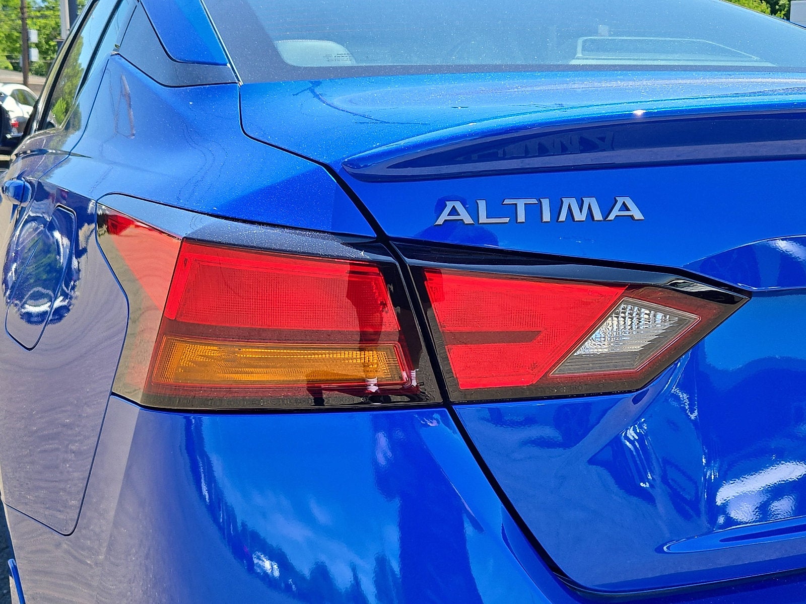 2025 Nissan Altima SR
