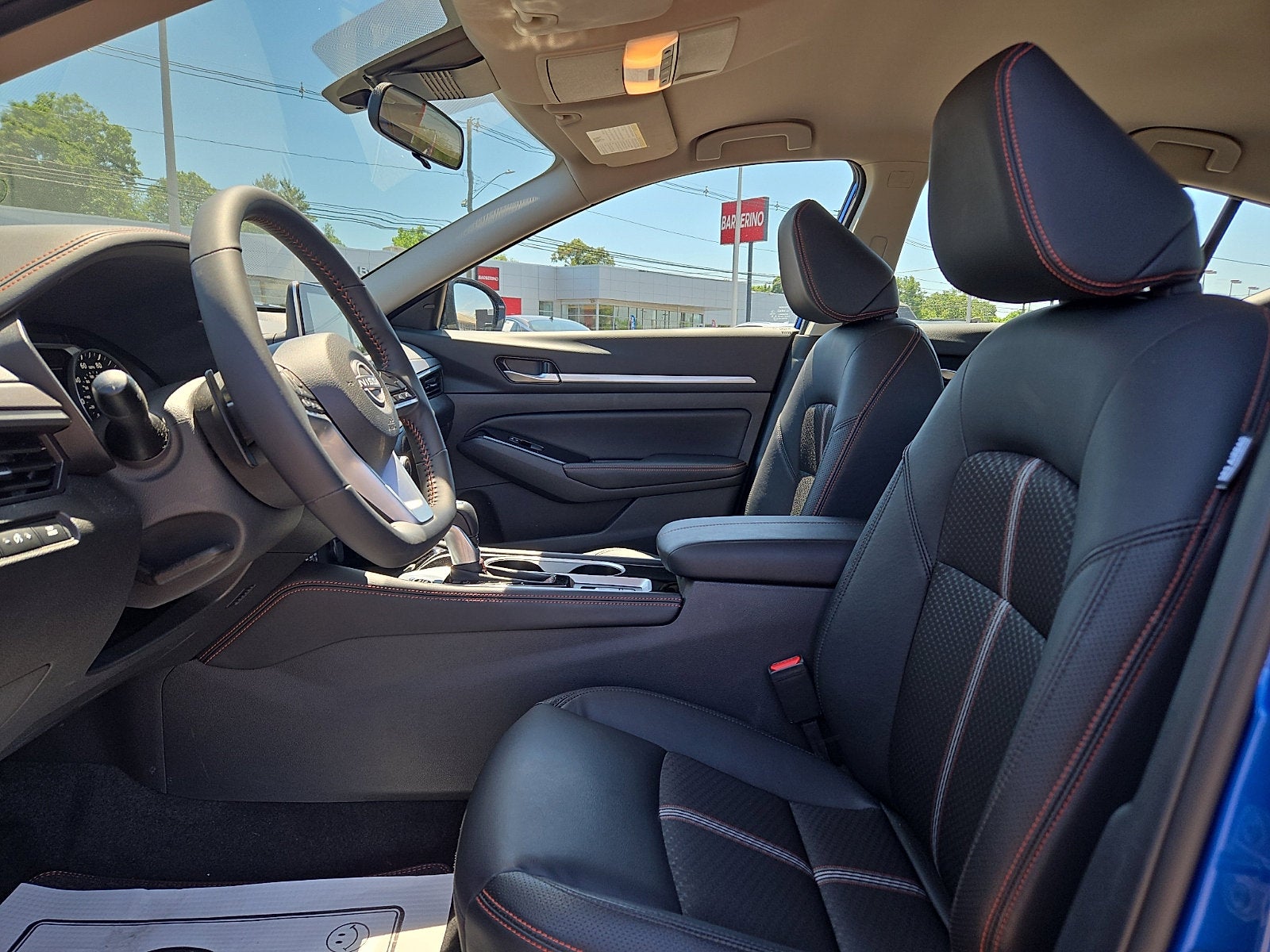 2025 Nissan Altima SR