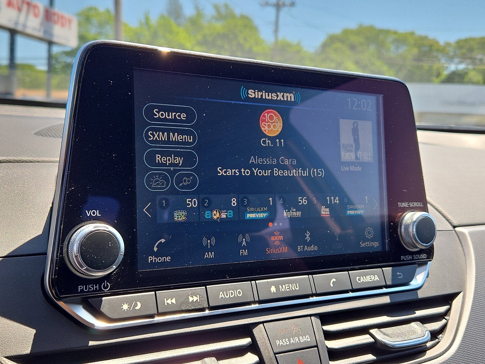 2025 Nissan Altima SR