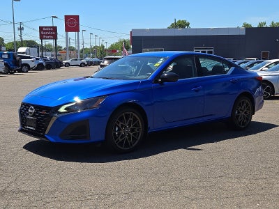 2025 Nissan Altima SR