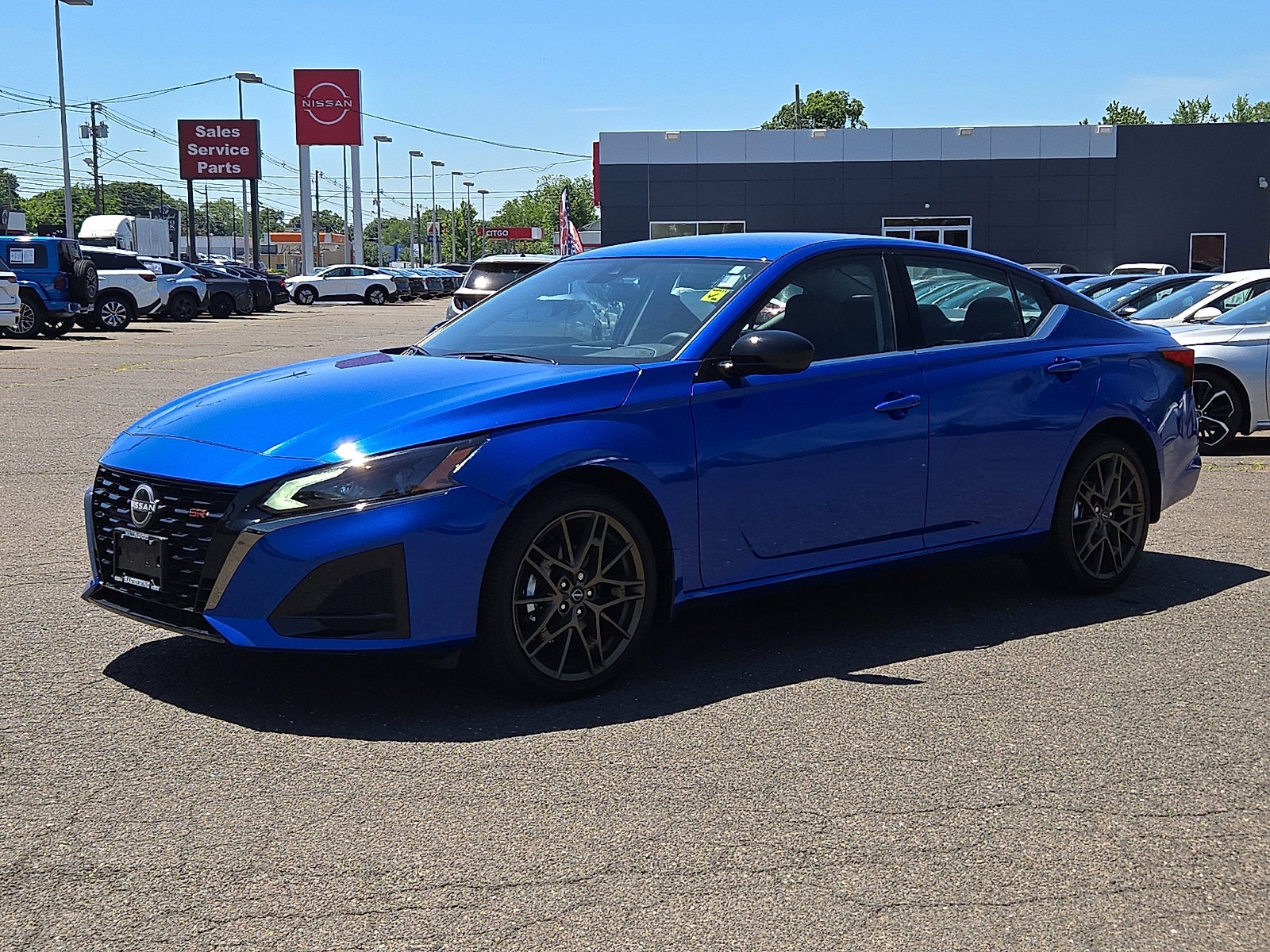 2025 Nissan Altima SR