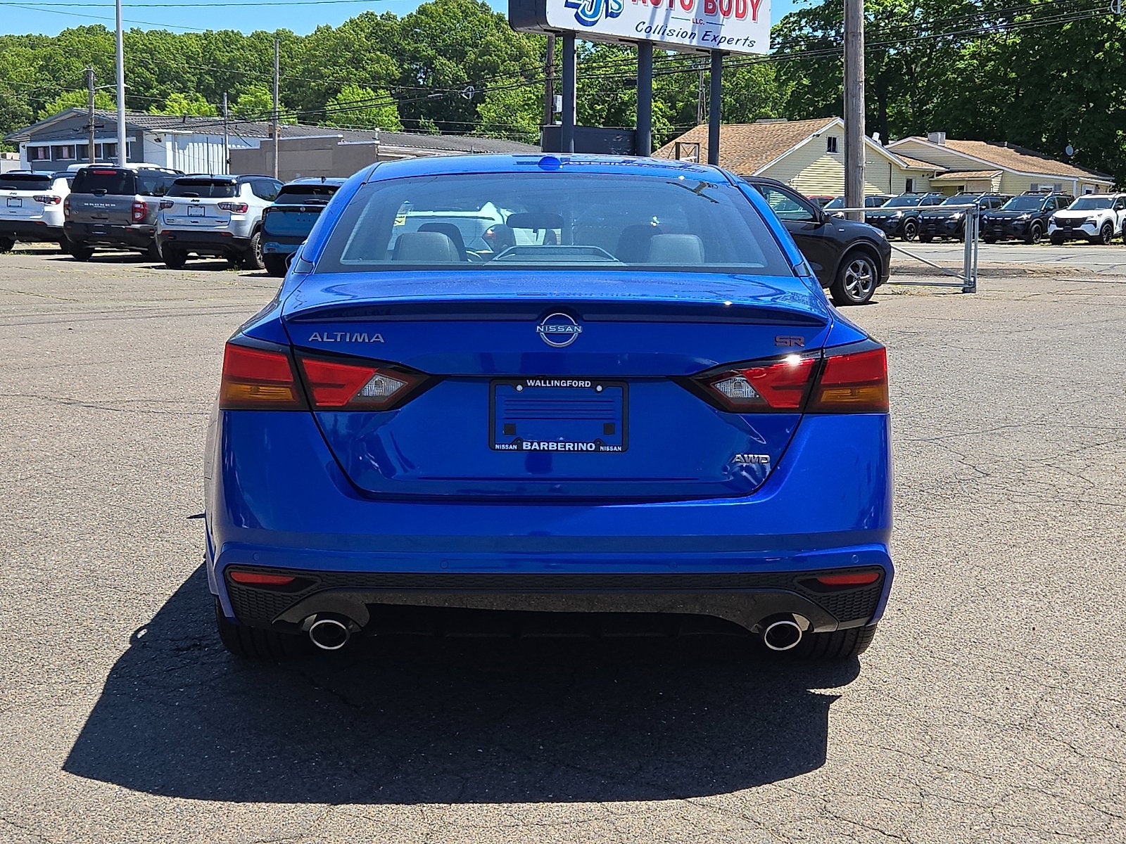 2025 Nissan Altima SR