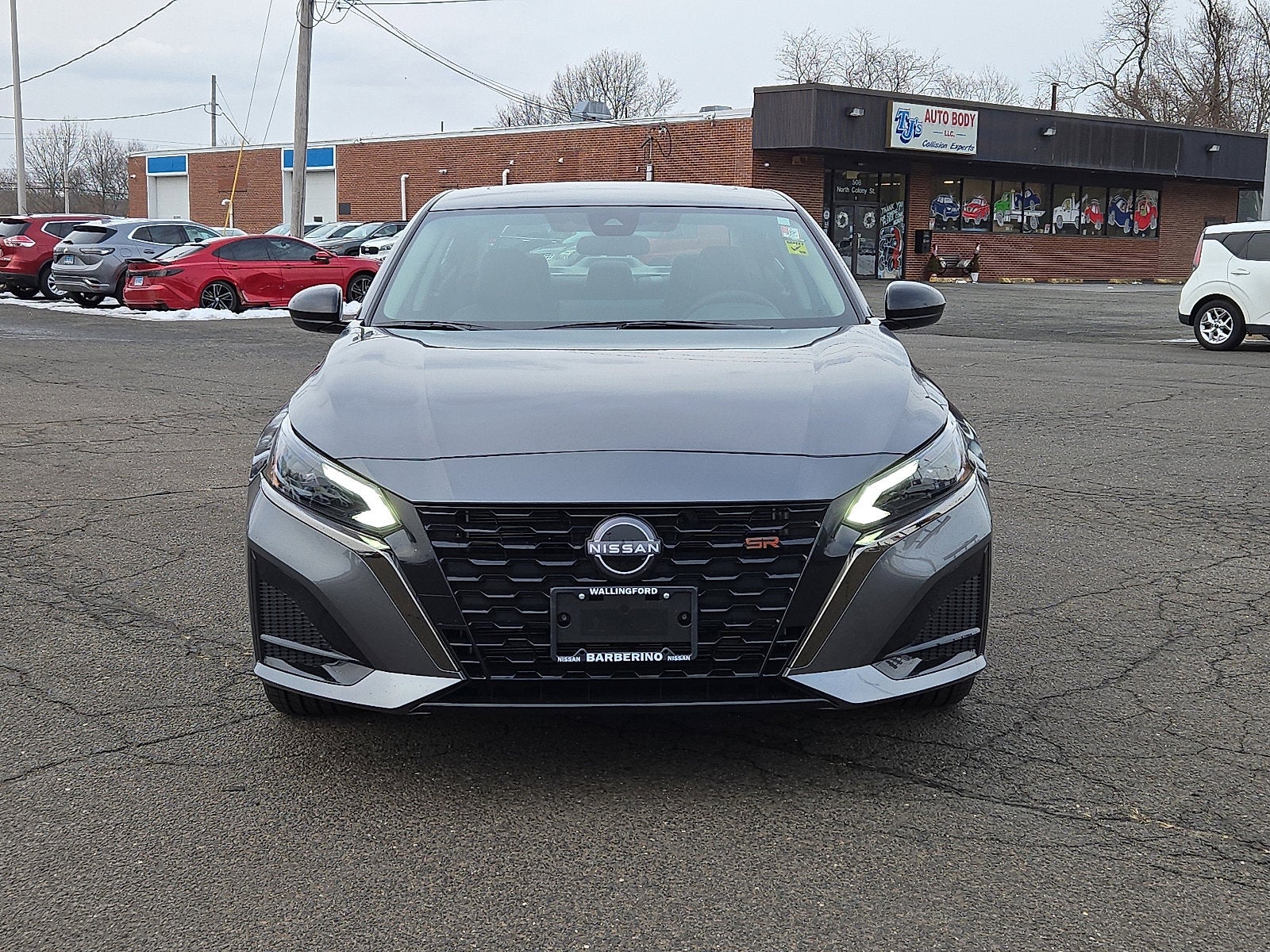 2025 Nissan Altima SR