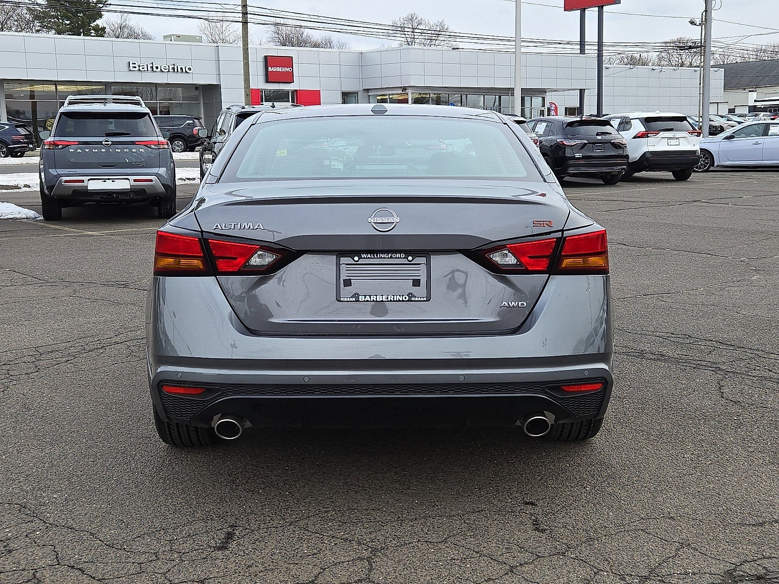 2025 Nissan Altima SR