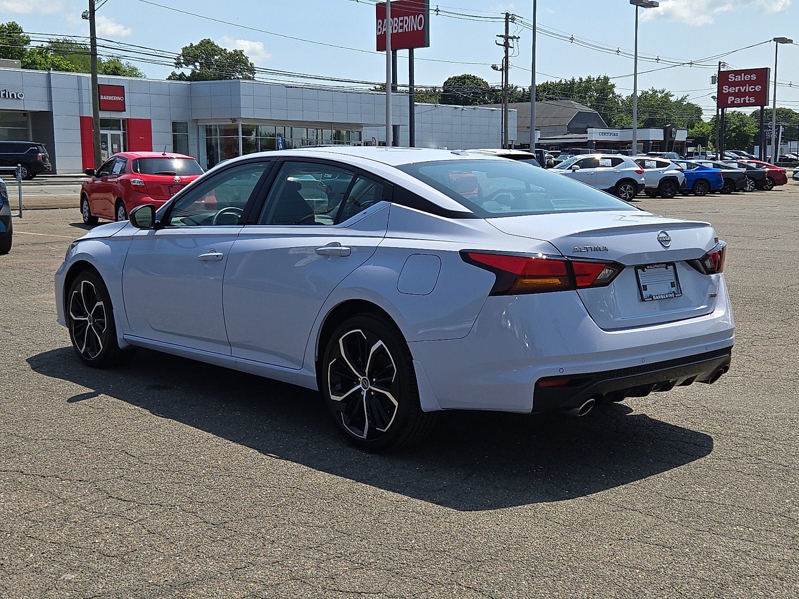 2025 Nissan Altima SR