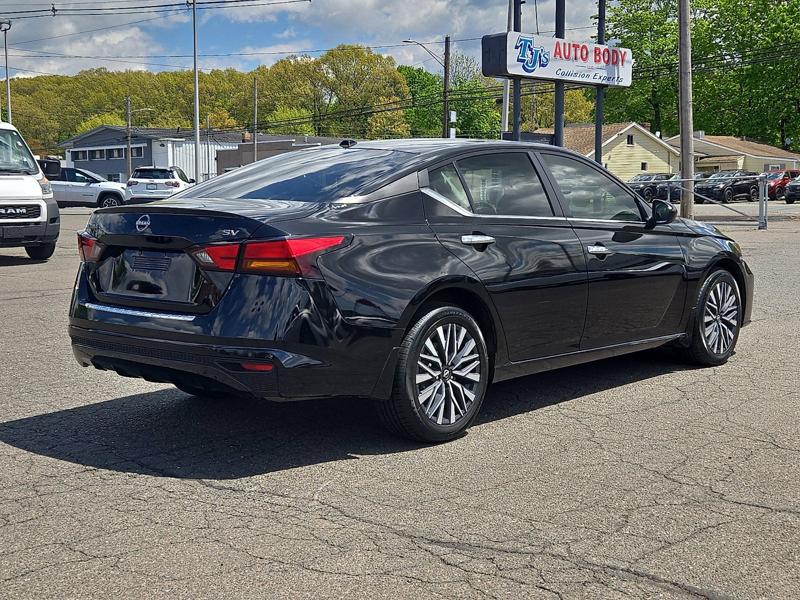 2023 Nissan Altima 2.5 SV
