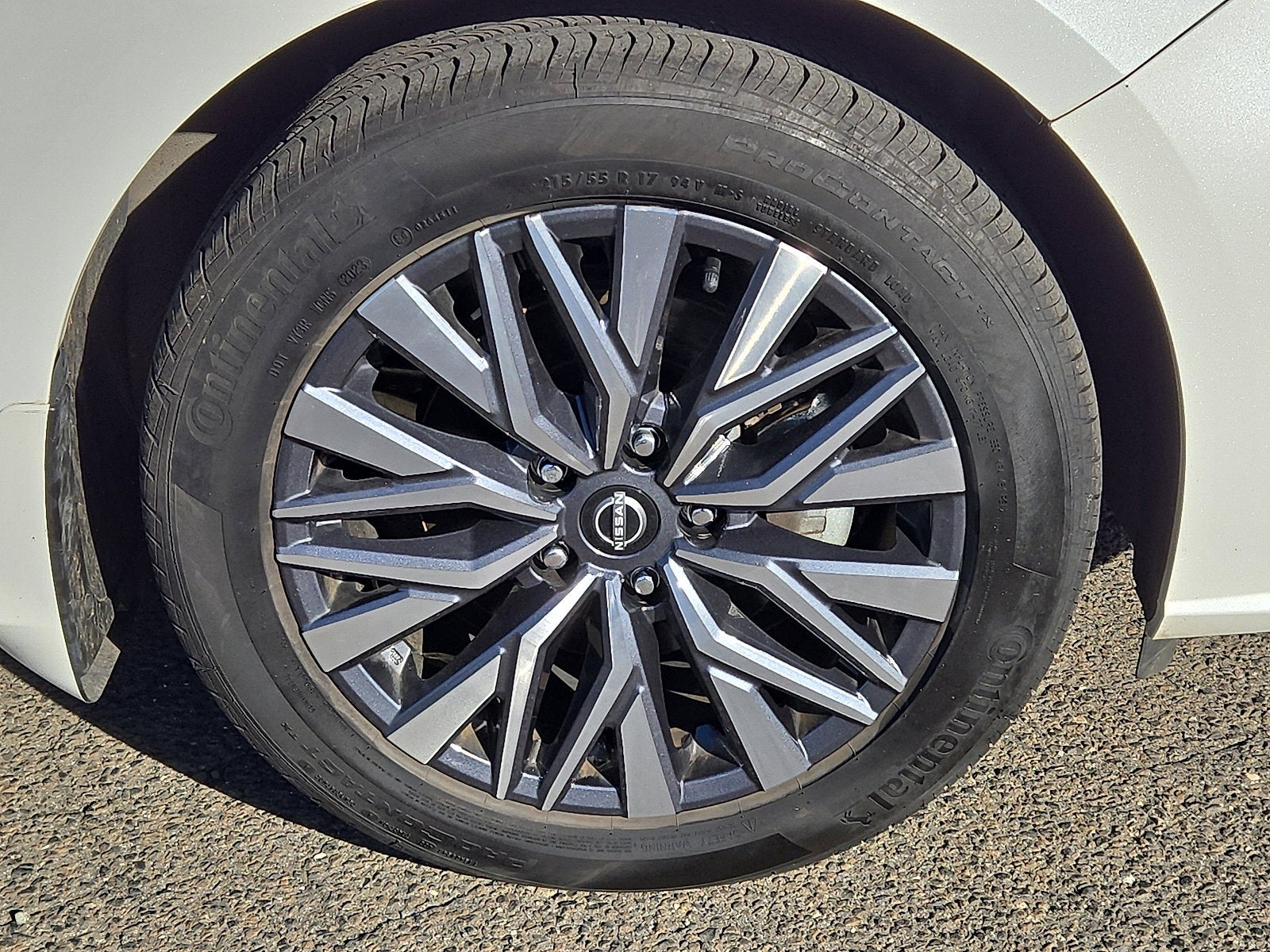 2023 Nissan Altima 2.5 SV