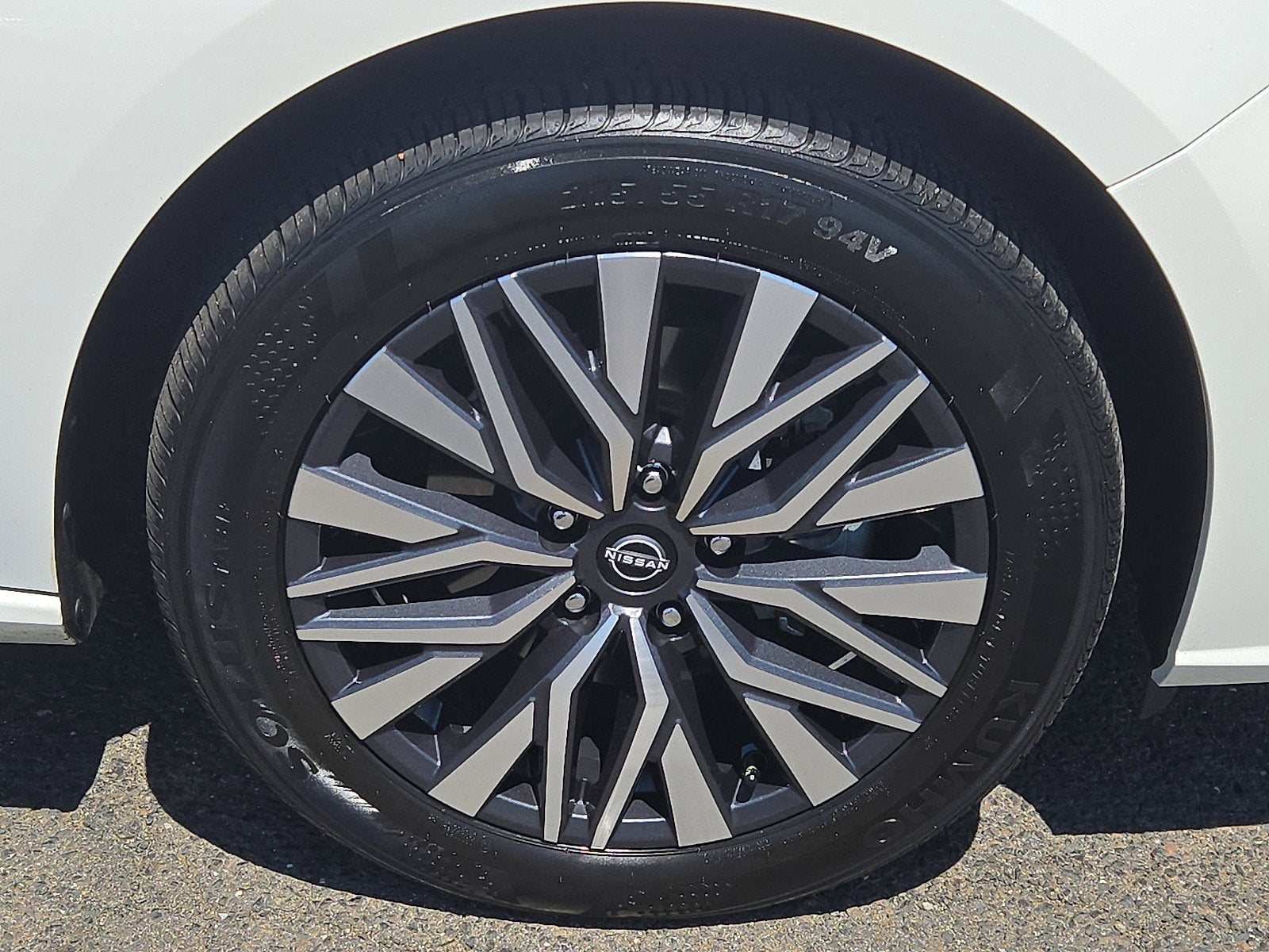 2024 Nissan Altima 2.5 SV