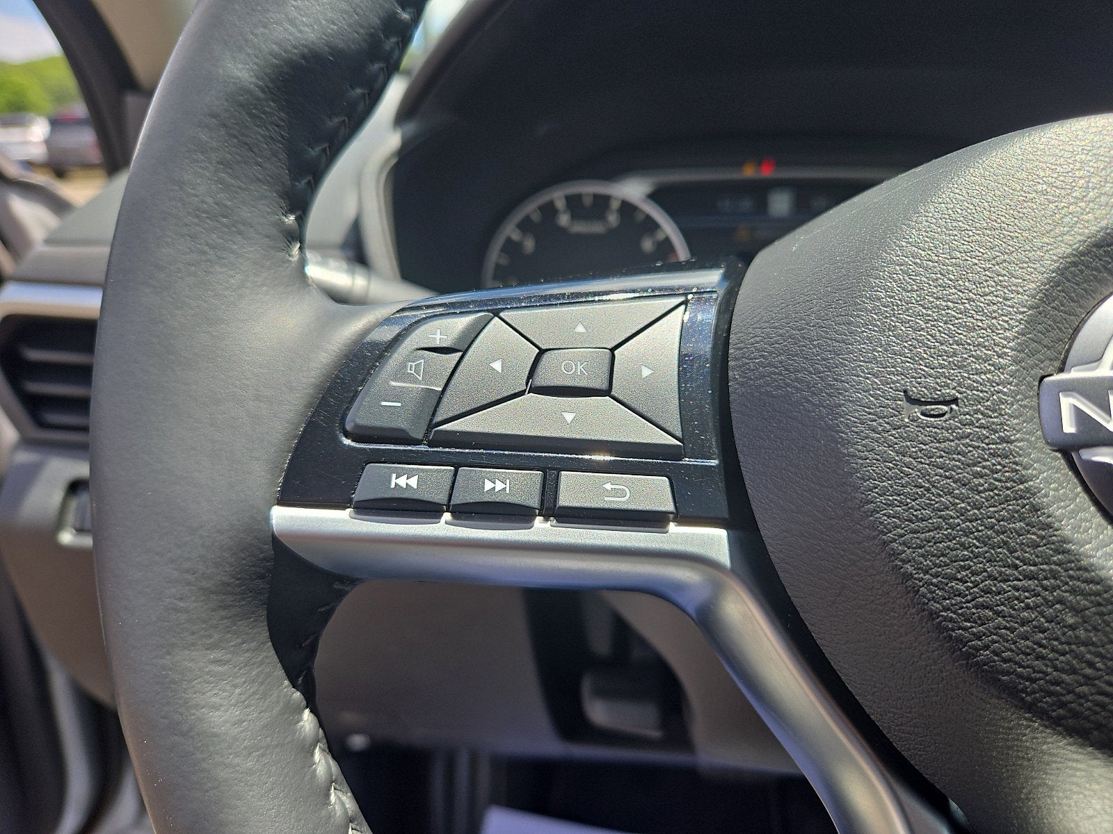2023 Nissan Altima 2.5 SL