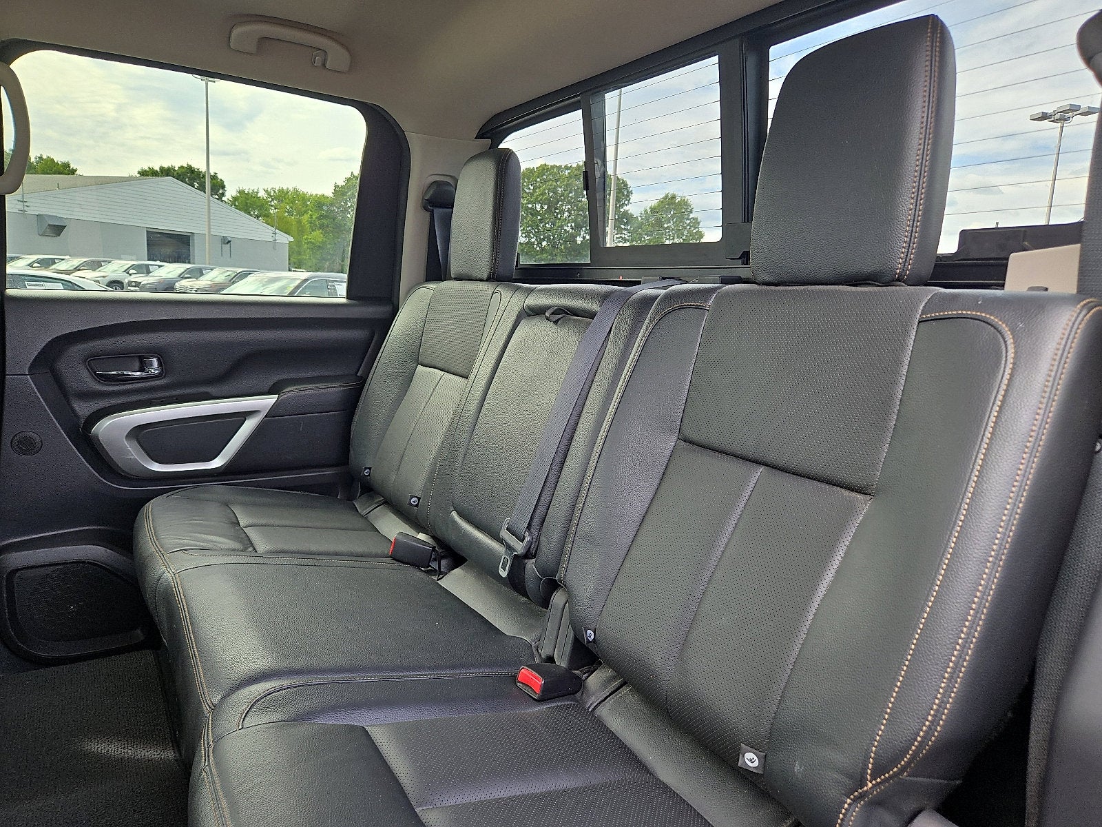 2016 Nissan Titan XD SL