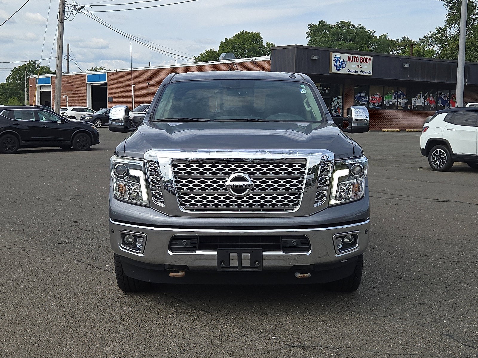 2016 Nissan Titan XD SL