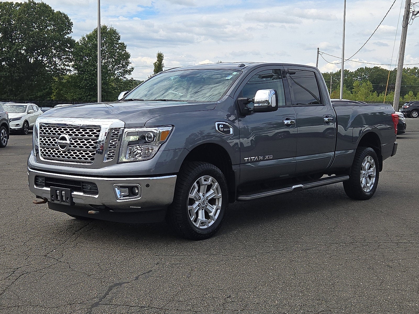 2016 Nissan Titan XD SL