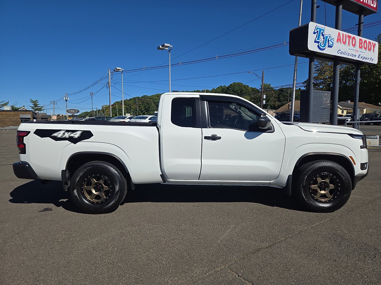 2025 Nissan Frontier S