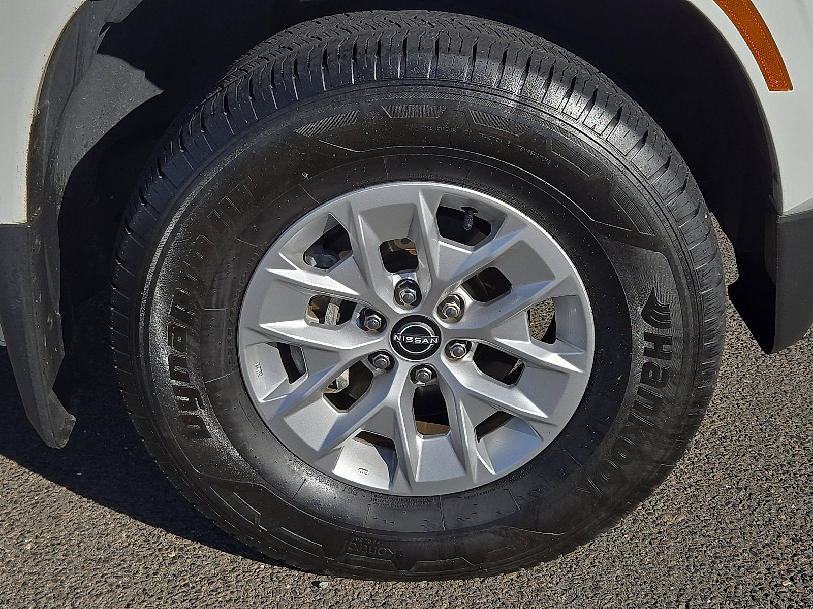 2024 Nissan Frontier SV