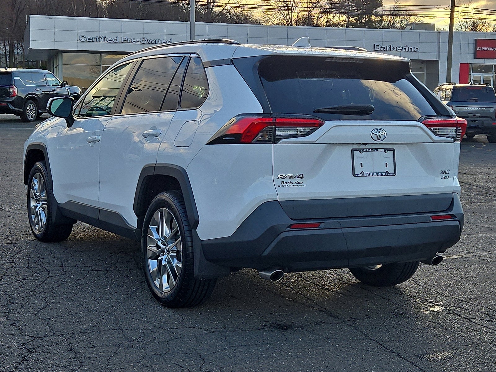 2020 Toyota RAV4 XLE Premium