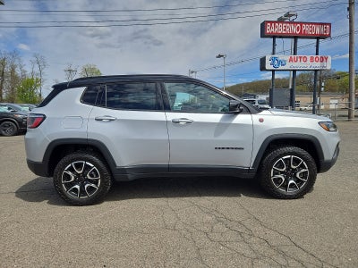 2025 Jeep Compass Trailhawk