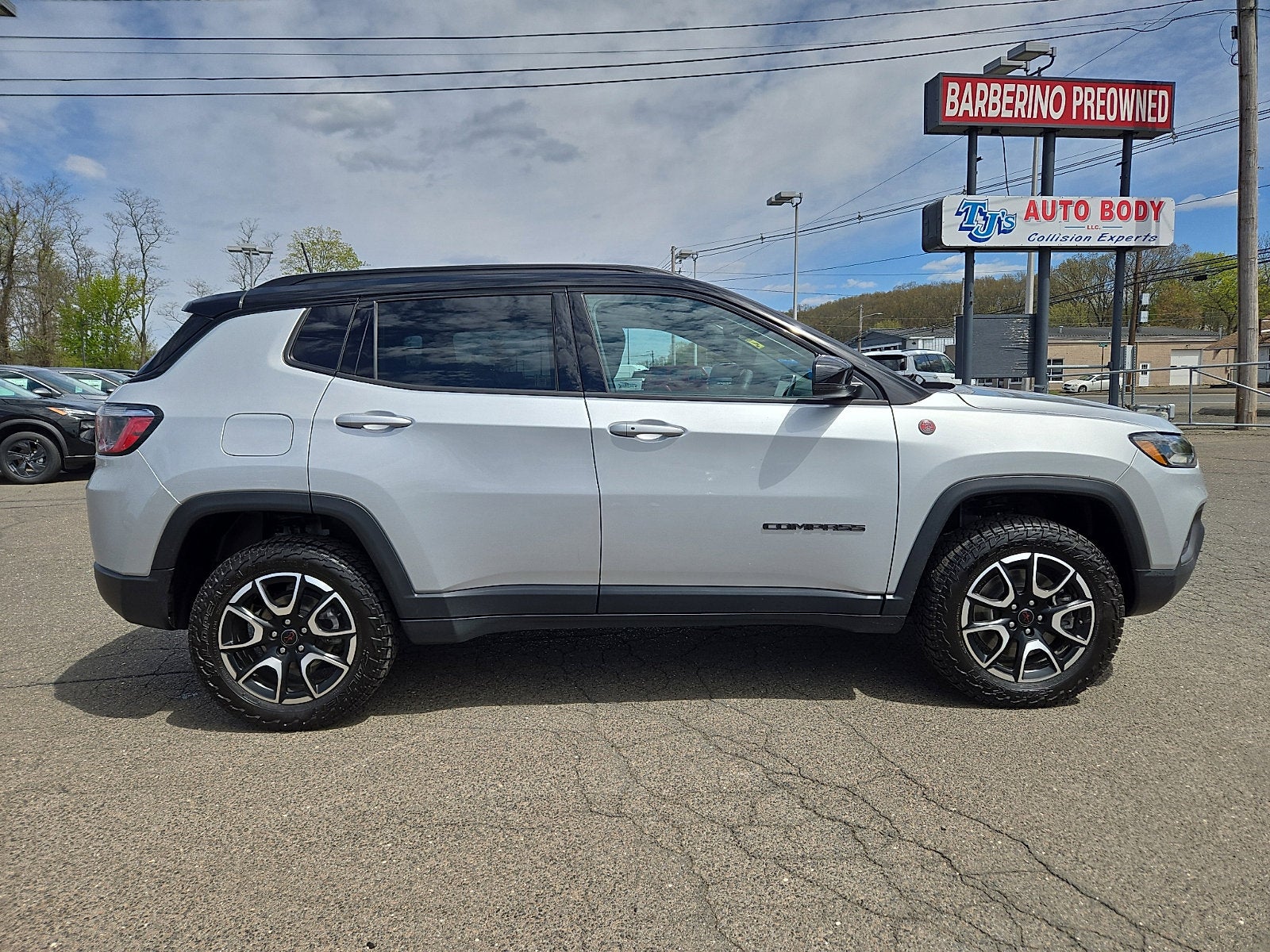2025 Jeep Compass Trailhawk