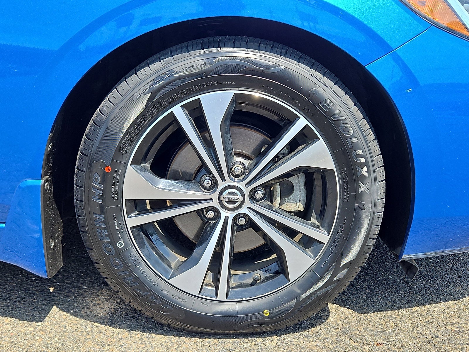 2020 Nissan Sentra SV - Photo 8