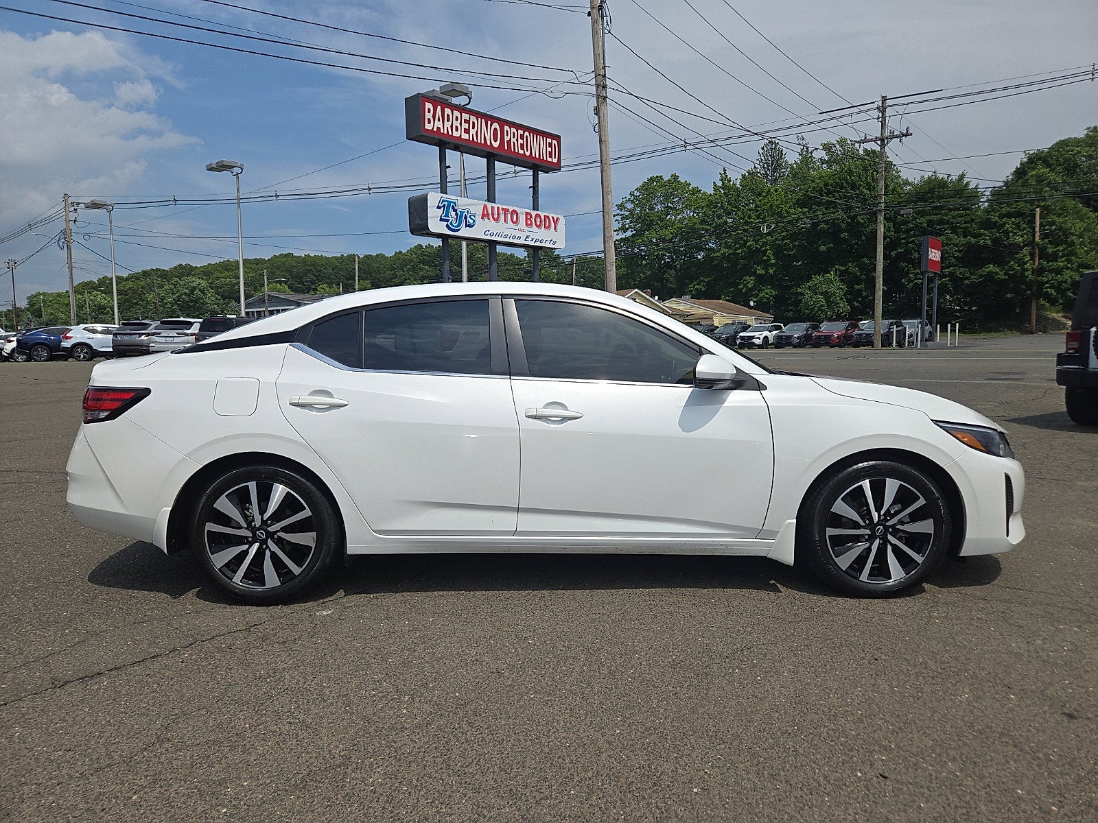 2024 Nissan Sentra SV