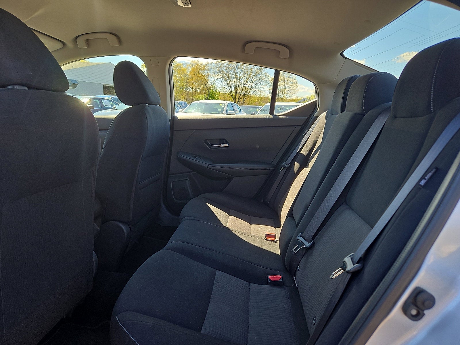 2022 Nissan Sentra SV - Photo 11