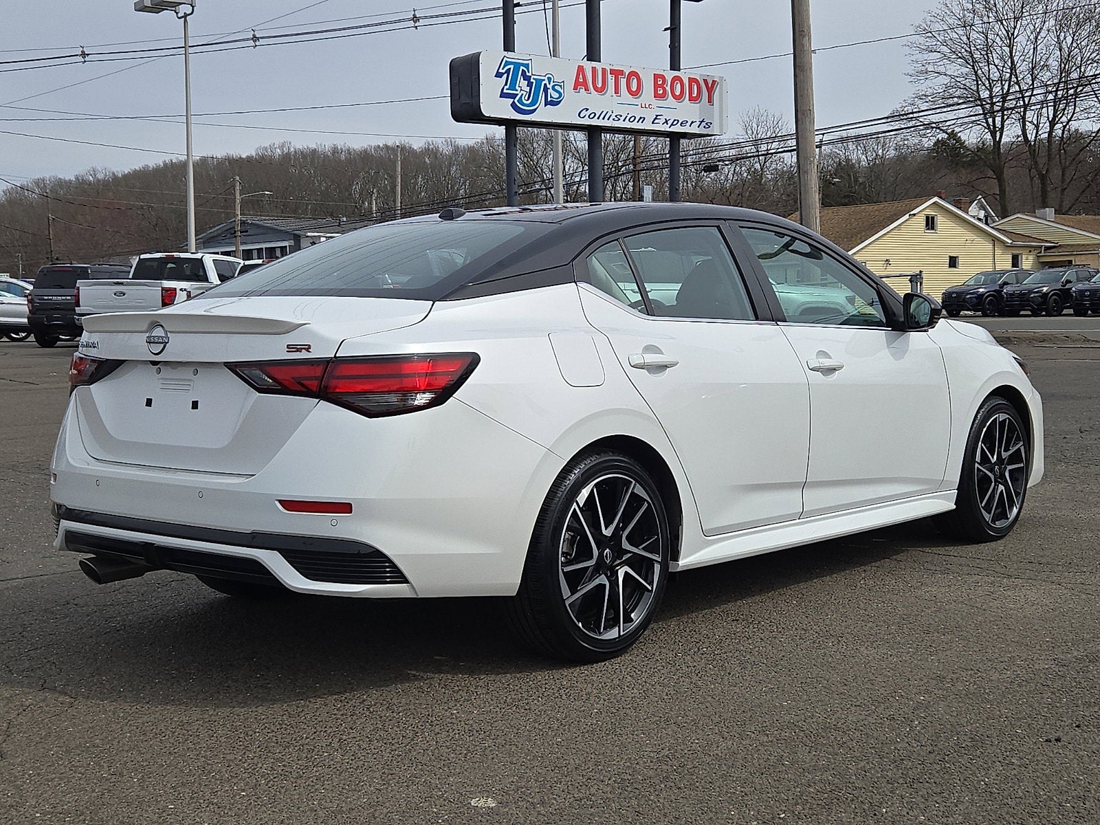 2025 Nissan Sentra SR