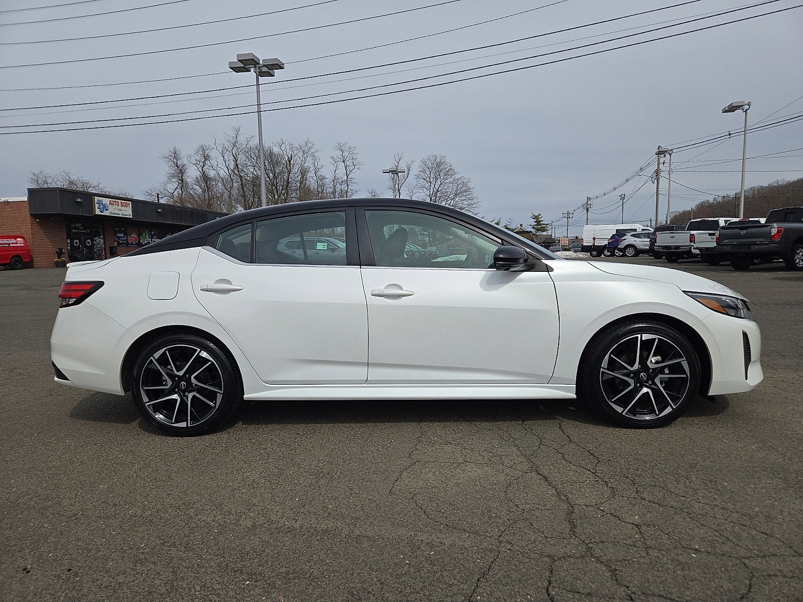 2025 Nissan Sentra SR