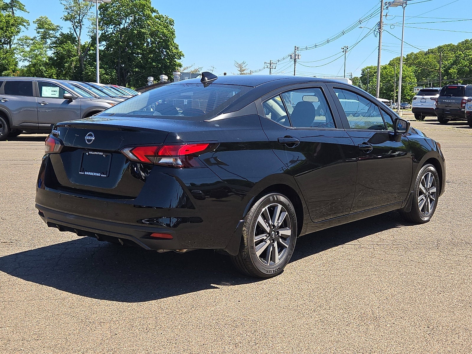 2025 Nissan Versa SV
