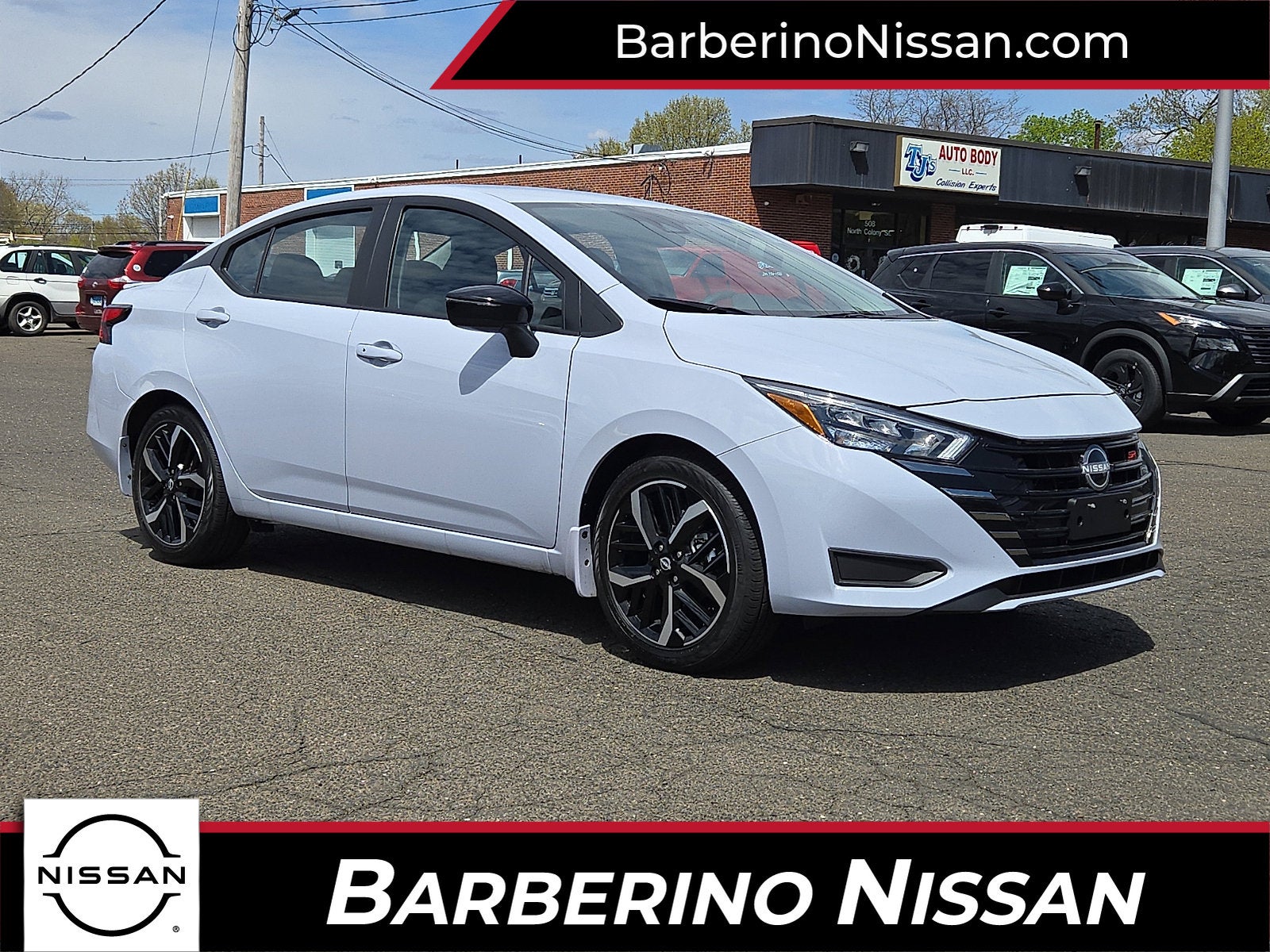 2025 Nissan Versa 1.6 SR CVT's photo
