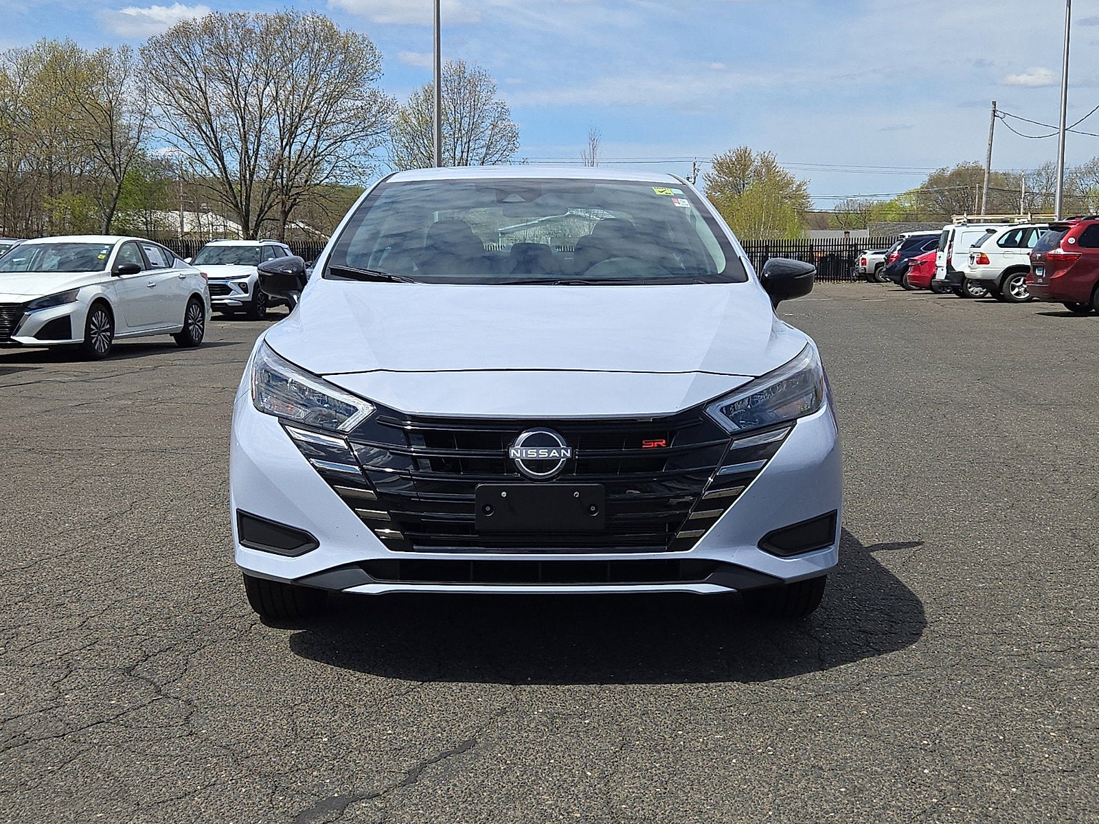2025 Nissan Versa SR