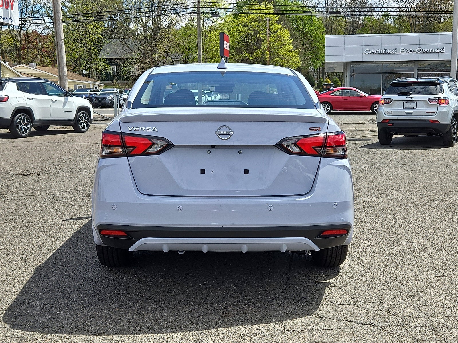 2025 Nissan Versa SR