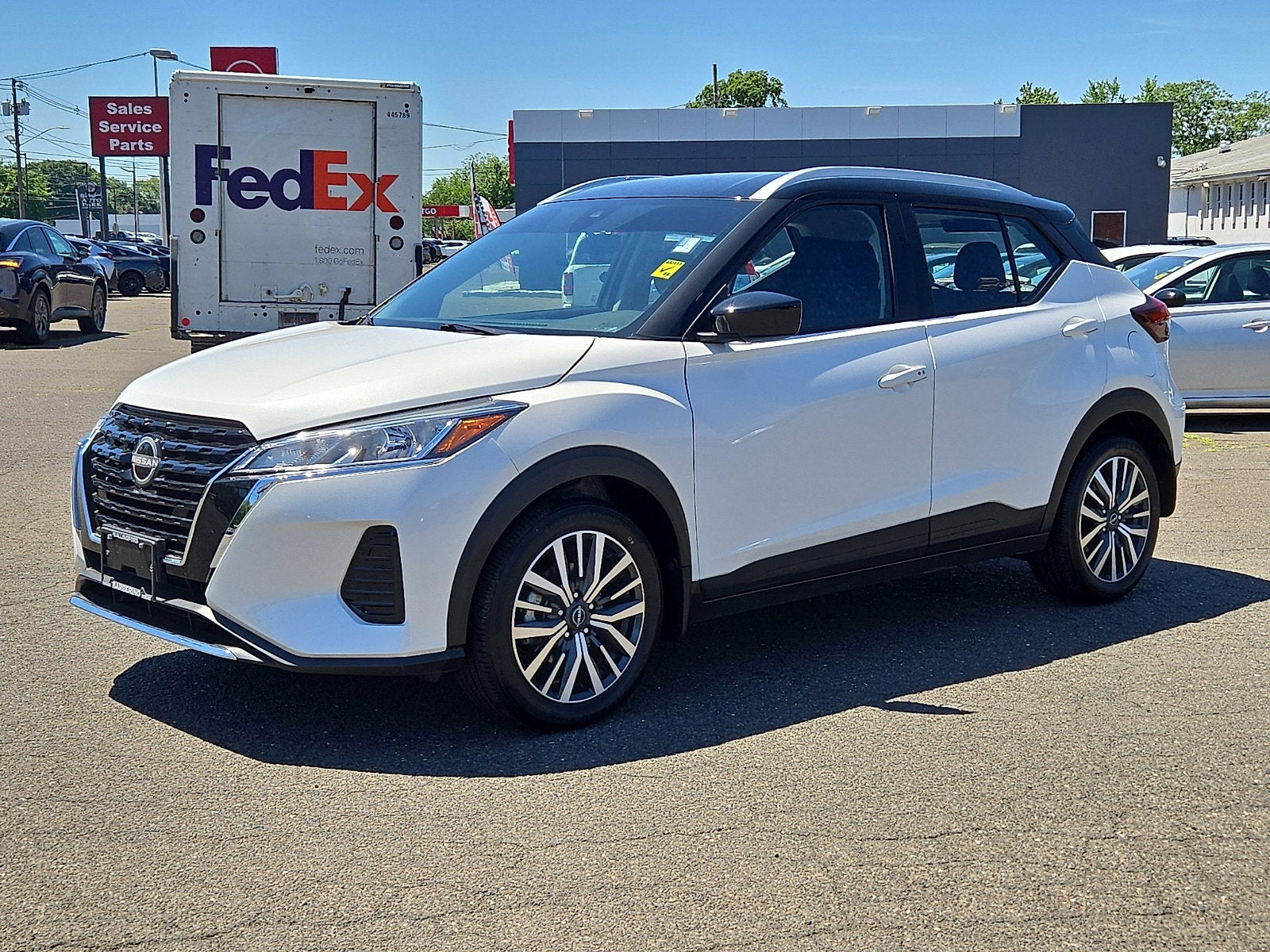 2024 Nissan Kicks SV