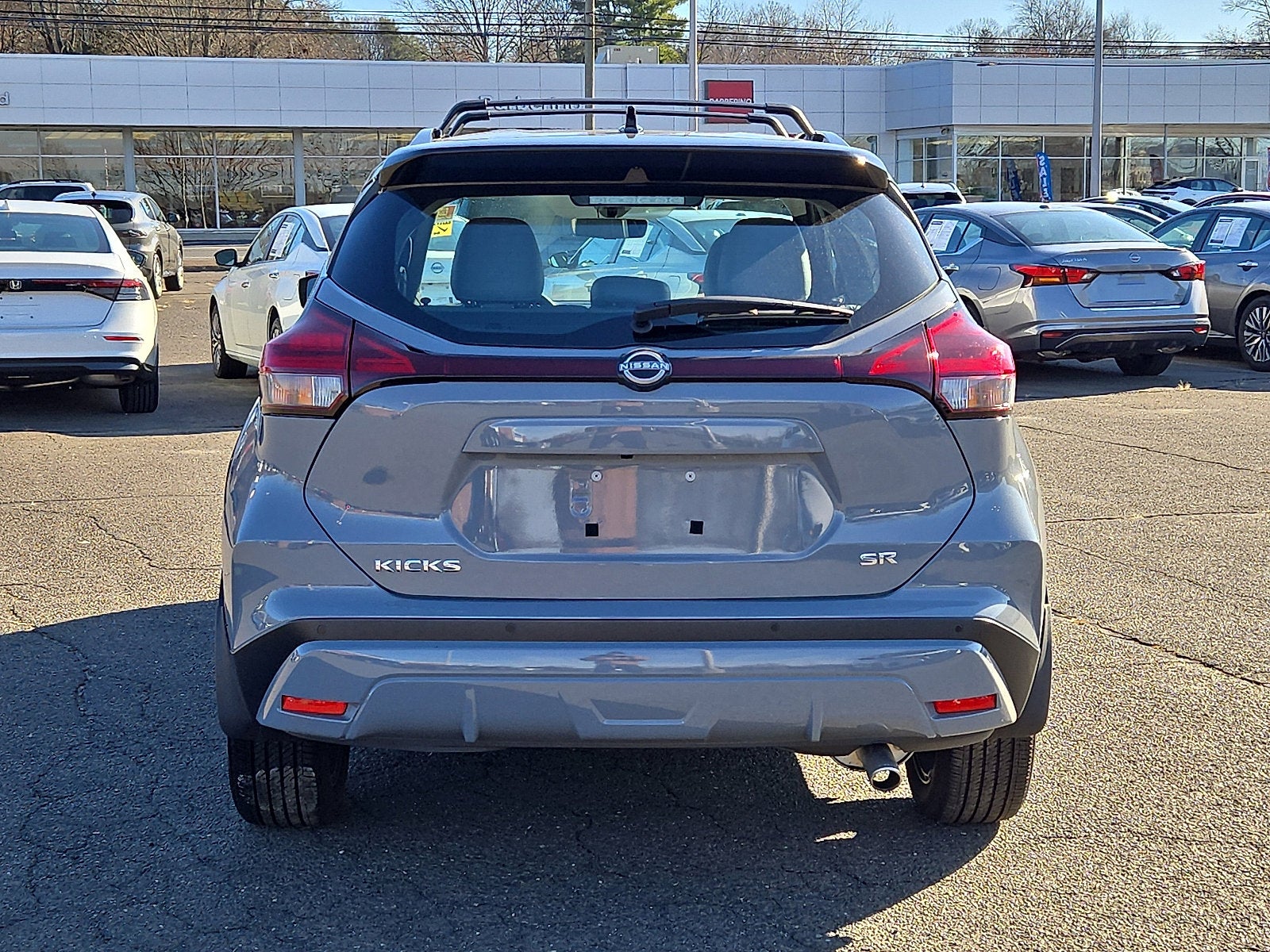 2024 Nissan Kicks SR