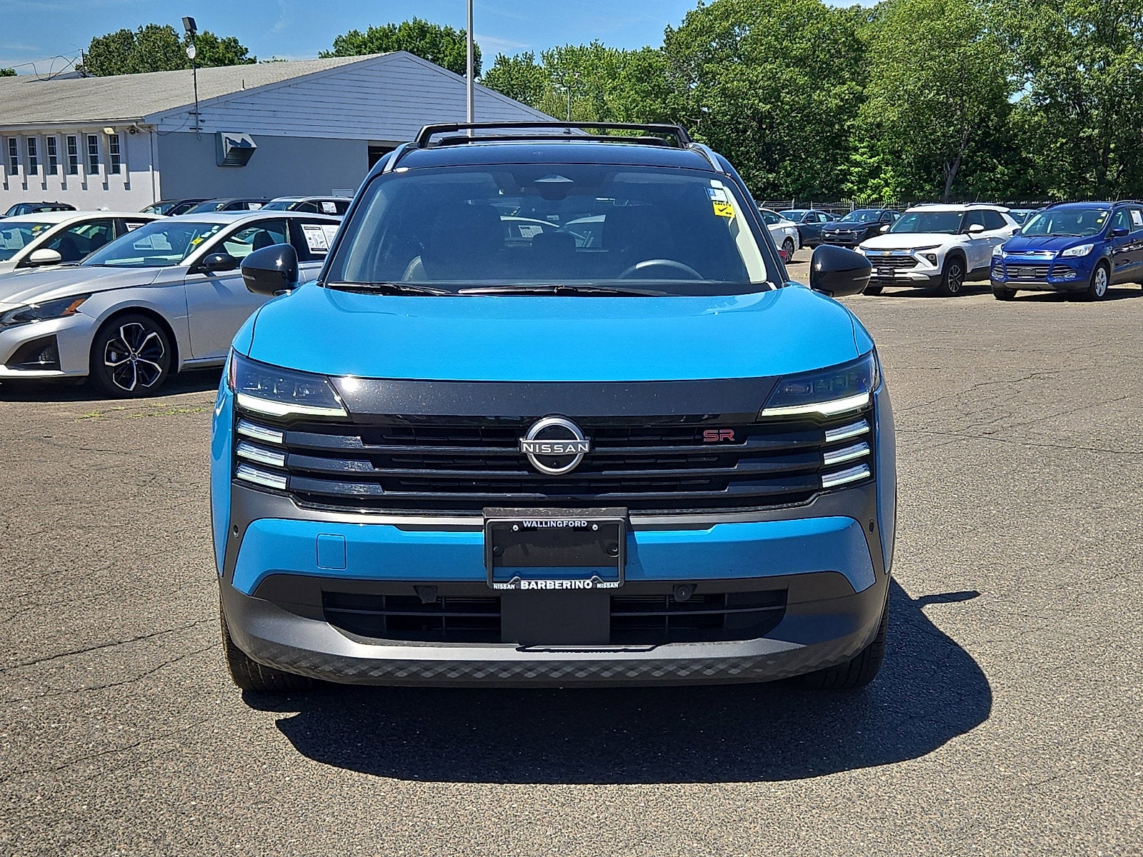 2025 Nissan Kicks SR