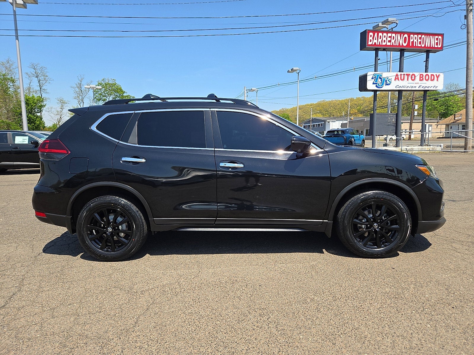 2018 Nissan Rogue SV