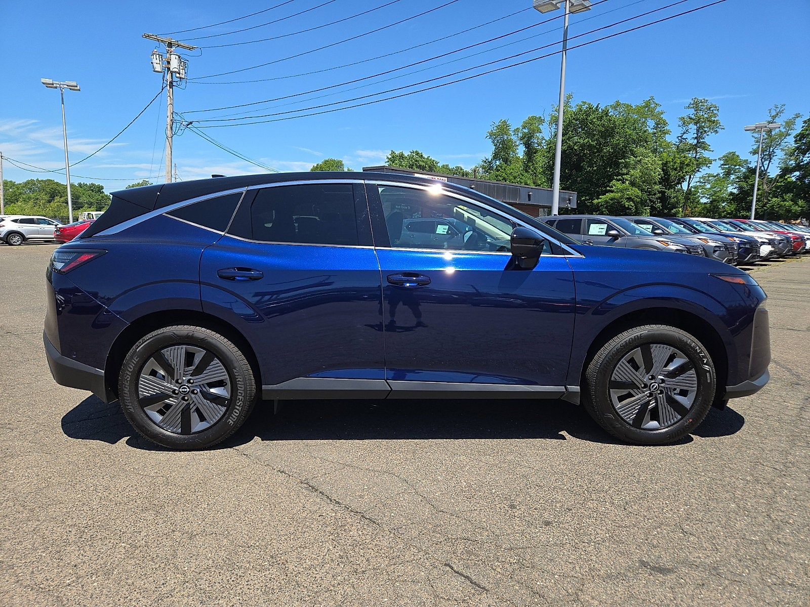2025 Nissan Murano SL