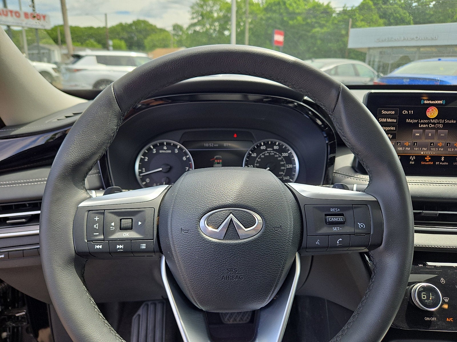 2023 INFINITI QX60 PURE