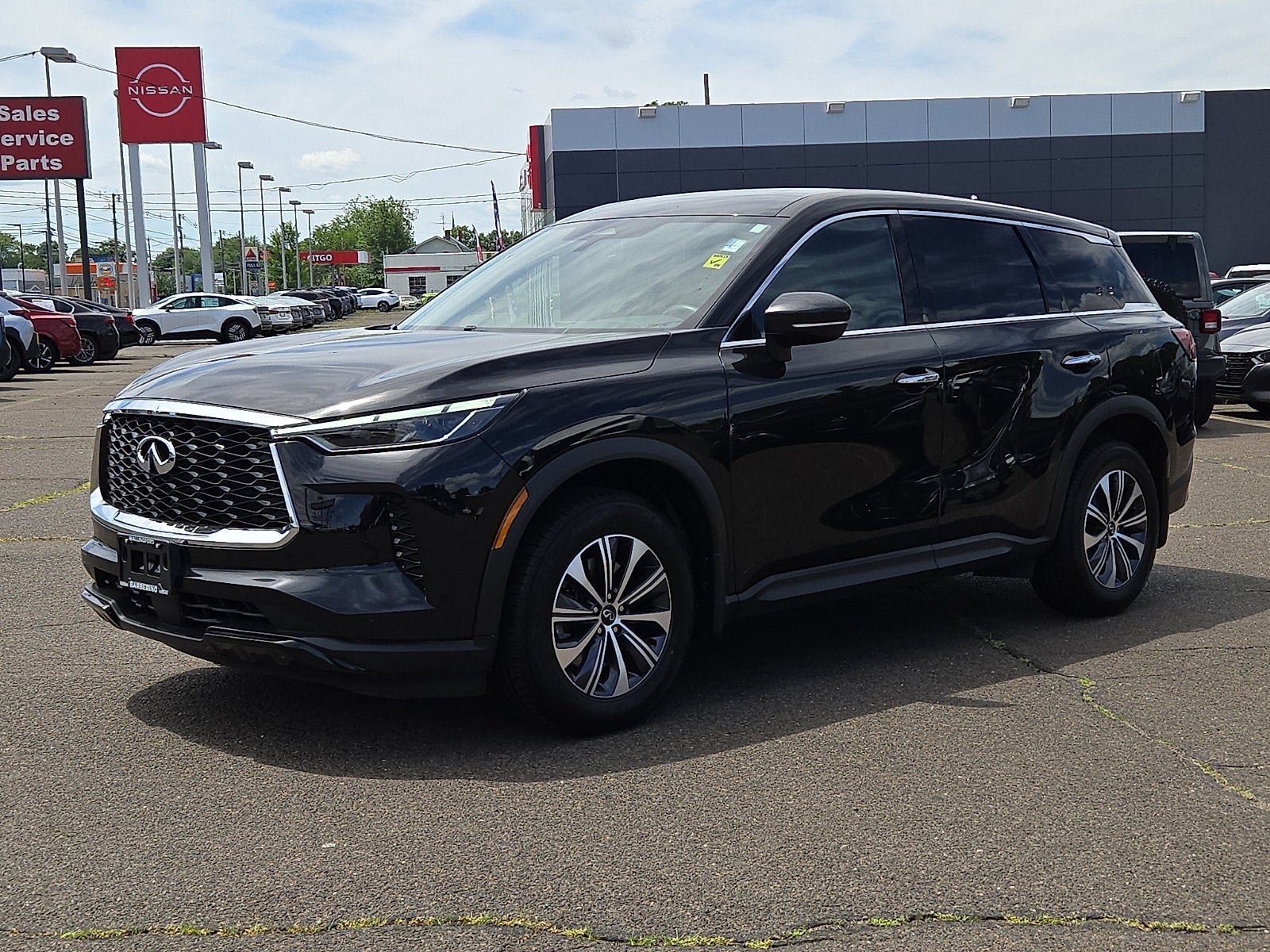 2023 INFINITI QX60 PURE