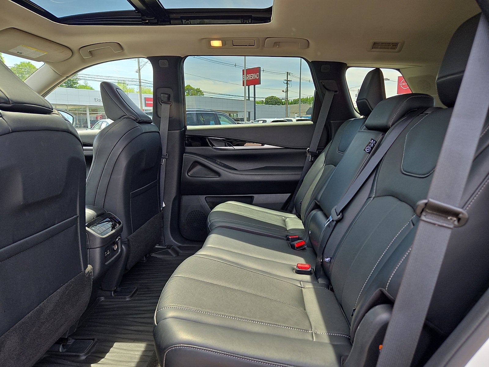 2023 INFINITI QX60 PURE