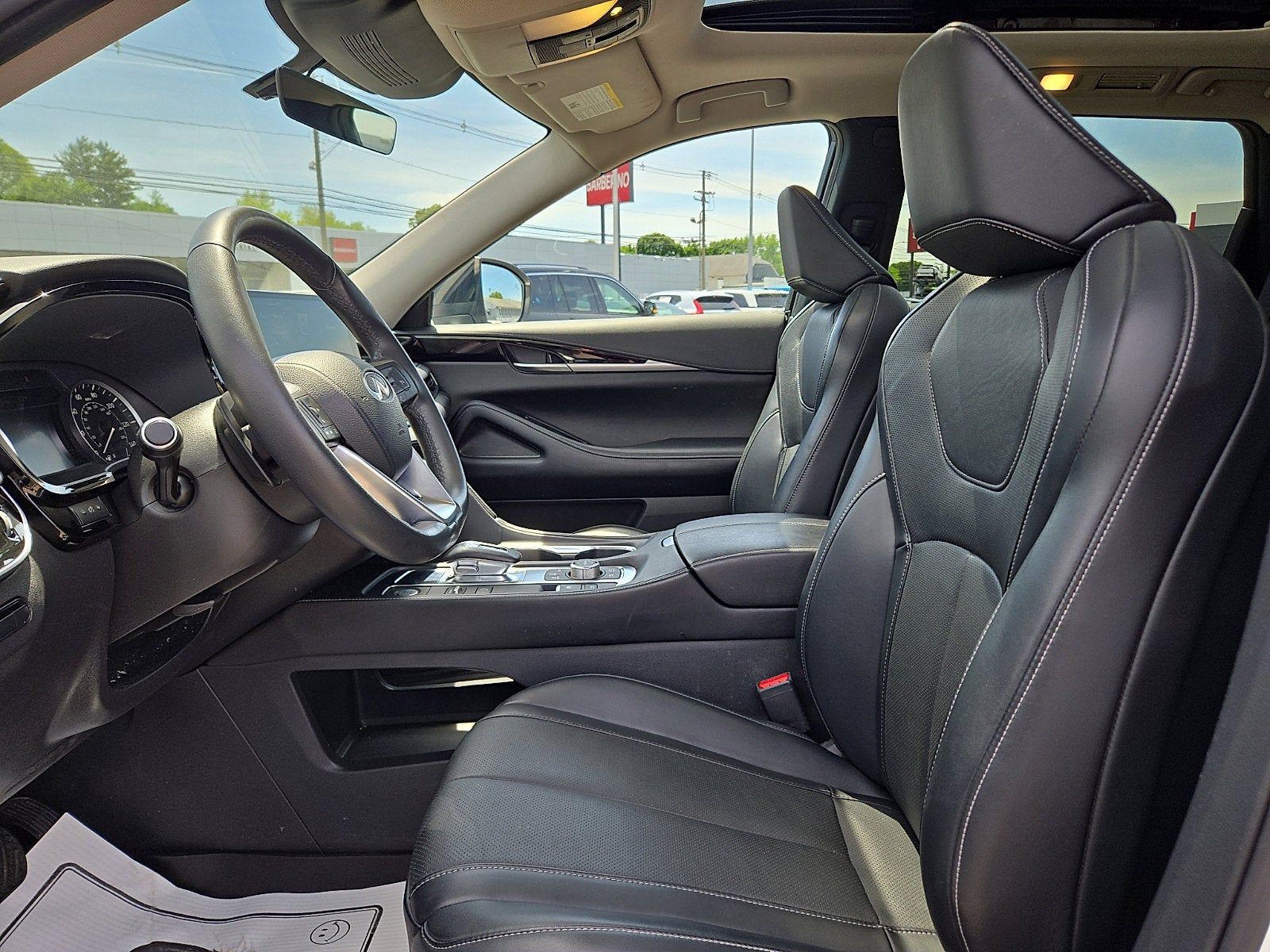 2023 INFINITI QX60 PURE