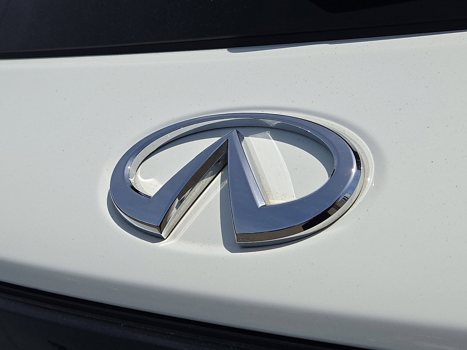 2023 INFINITI QX60 PURE