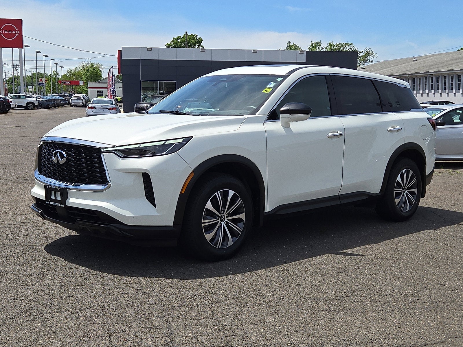 2023 INFINITI QX60 PURE